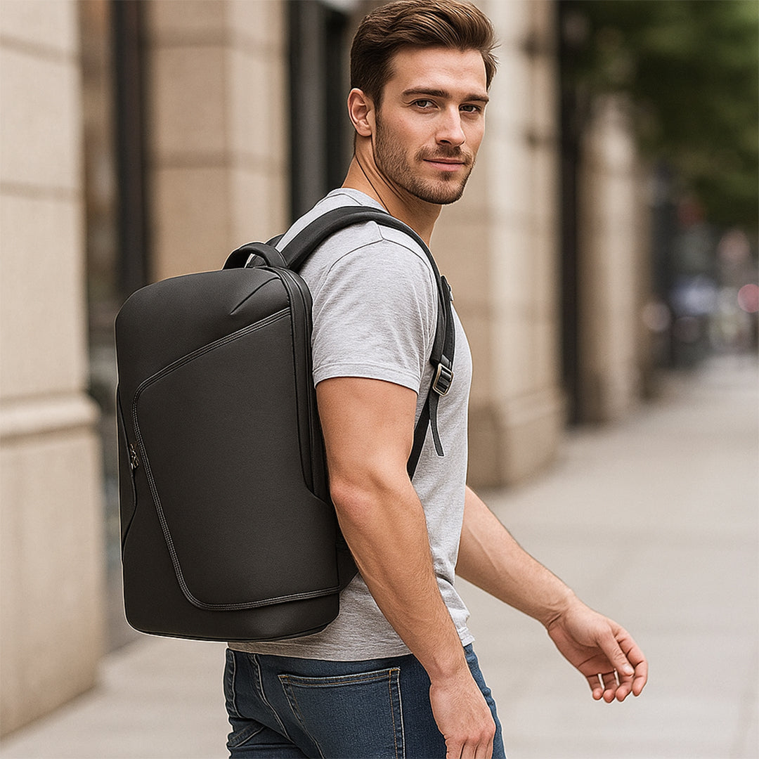 Sac-a-dos-homme-ordinateur-portable-Informis