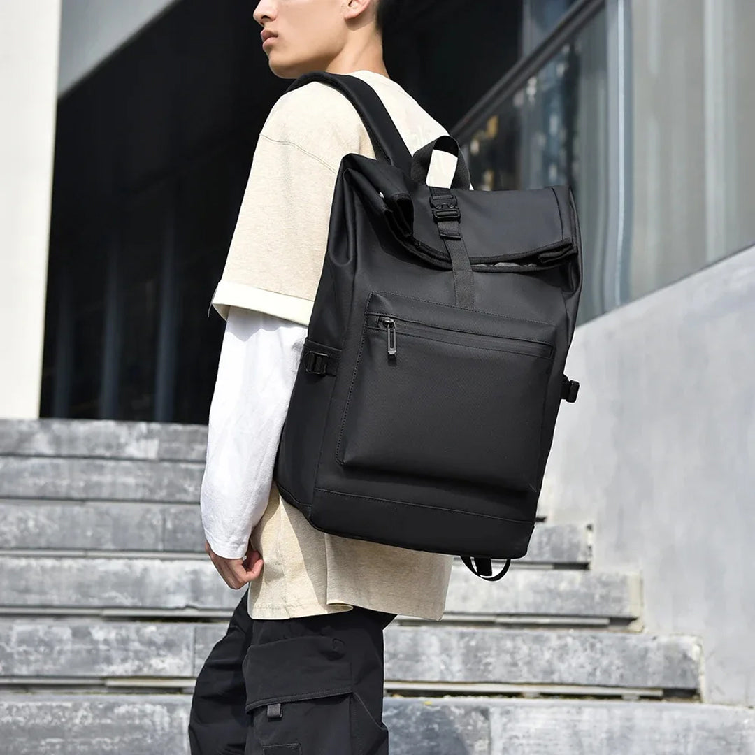 Sac-a-dos-noir-pour-Etudiant-Tempo