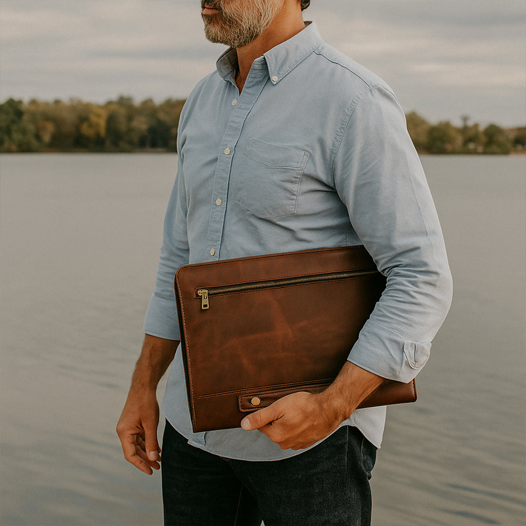 Pochette-pour-ordinateur-RiveCuir