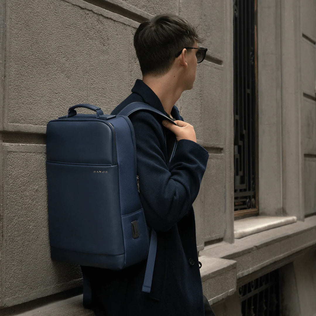 Sac-a-dos-en-cuir-Castel