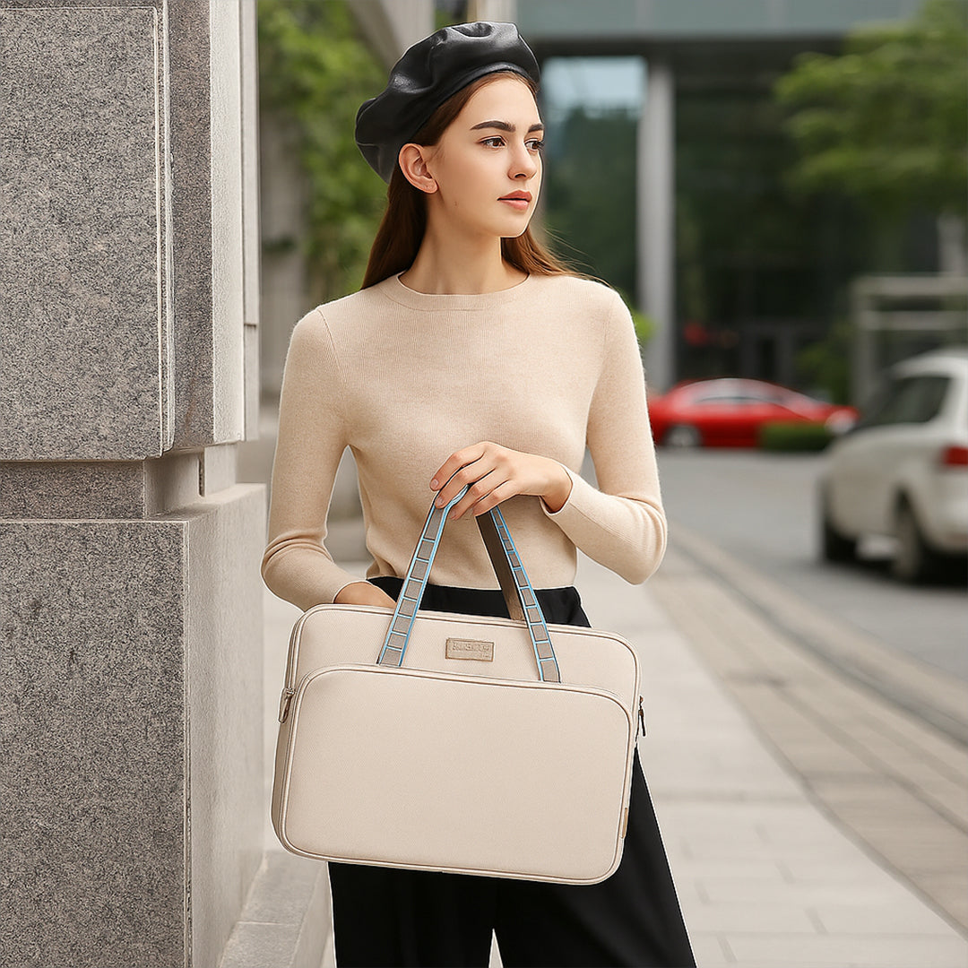 Sacache-ordinateur-femme-Chicora